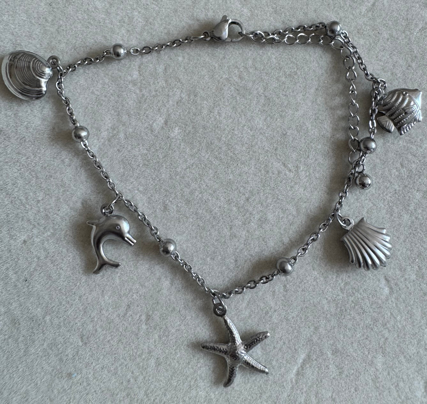 Sea shell charm anklet
