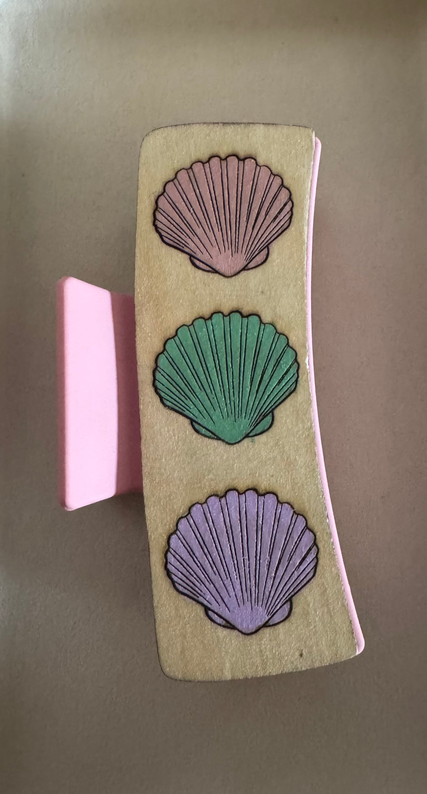Baby pink large colorful sea shell claw clip