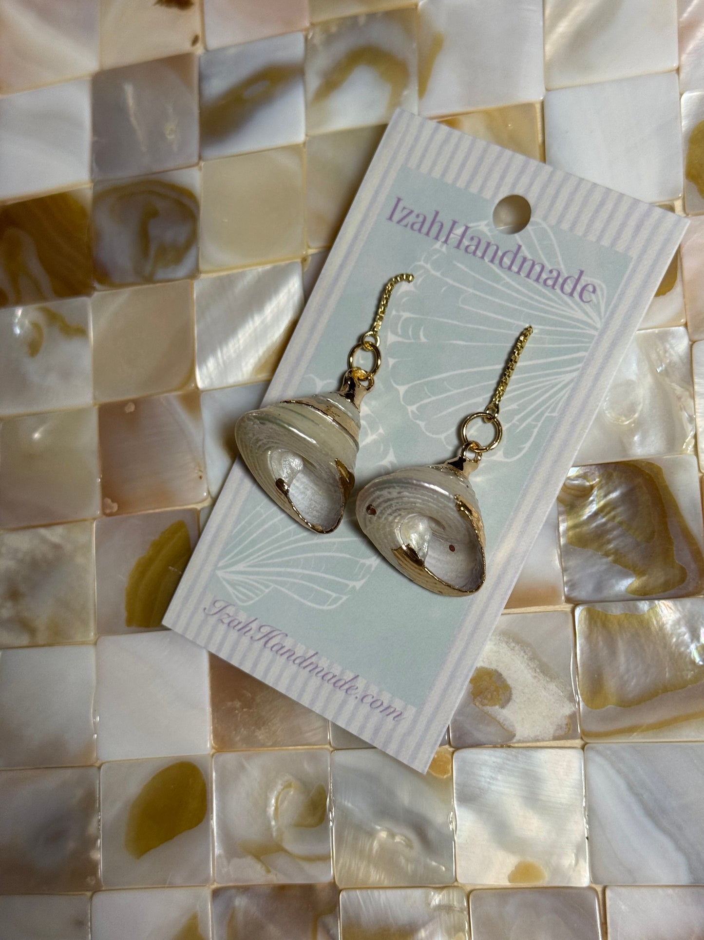 Gold Moon Snail Sea Shell Threader