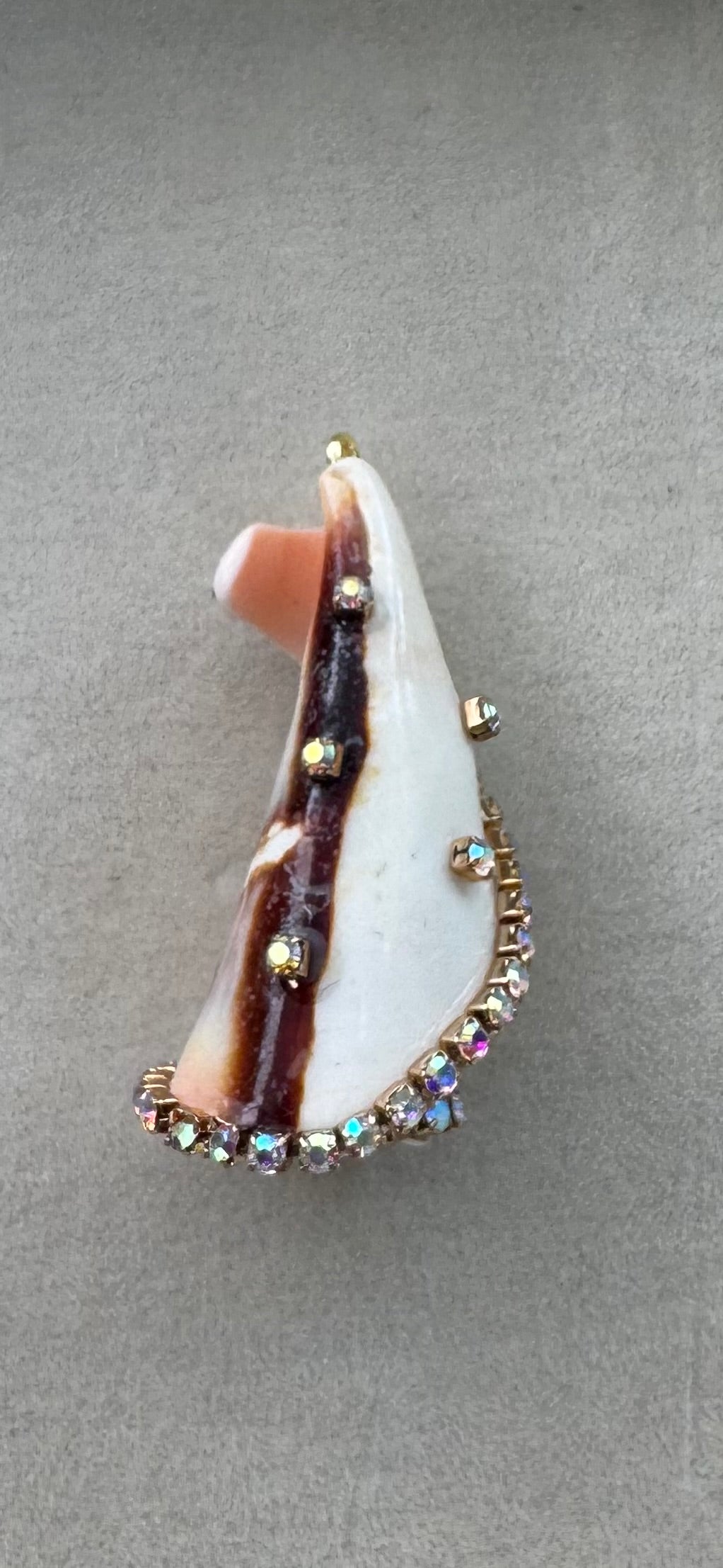 Large Bedazzled Shell Charm