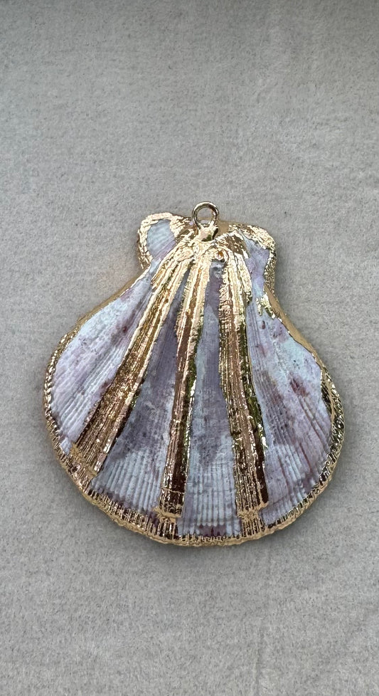 Gold Sea Shell Charm