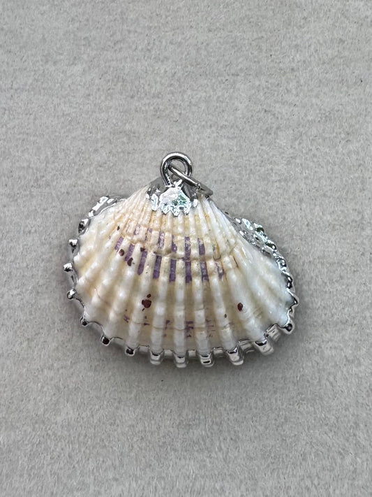 Silver shell charm
