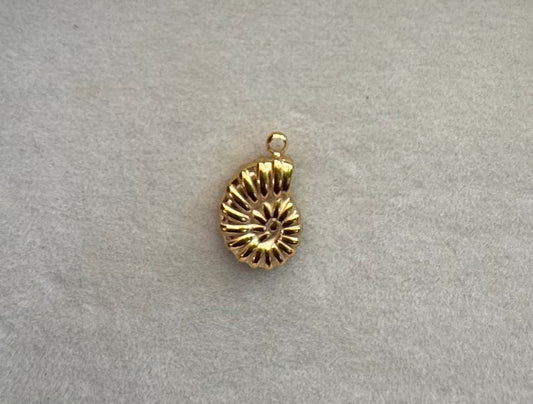 Gold shell charm swirl