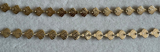 Gold sea shell necklace