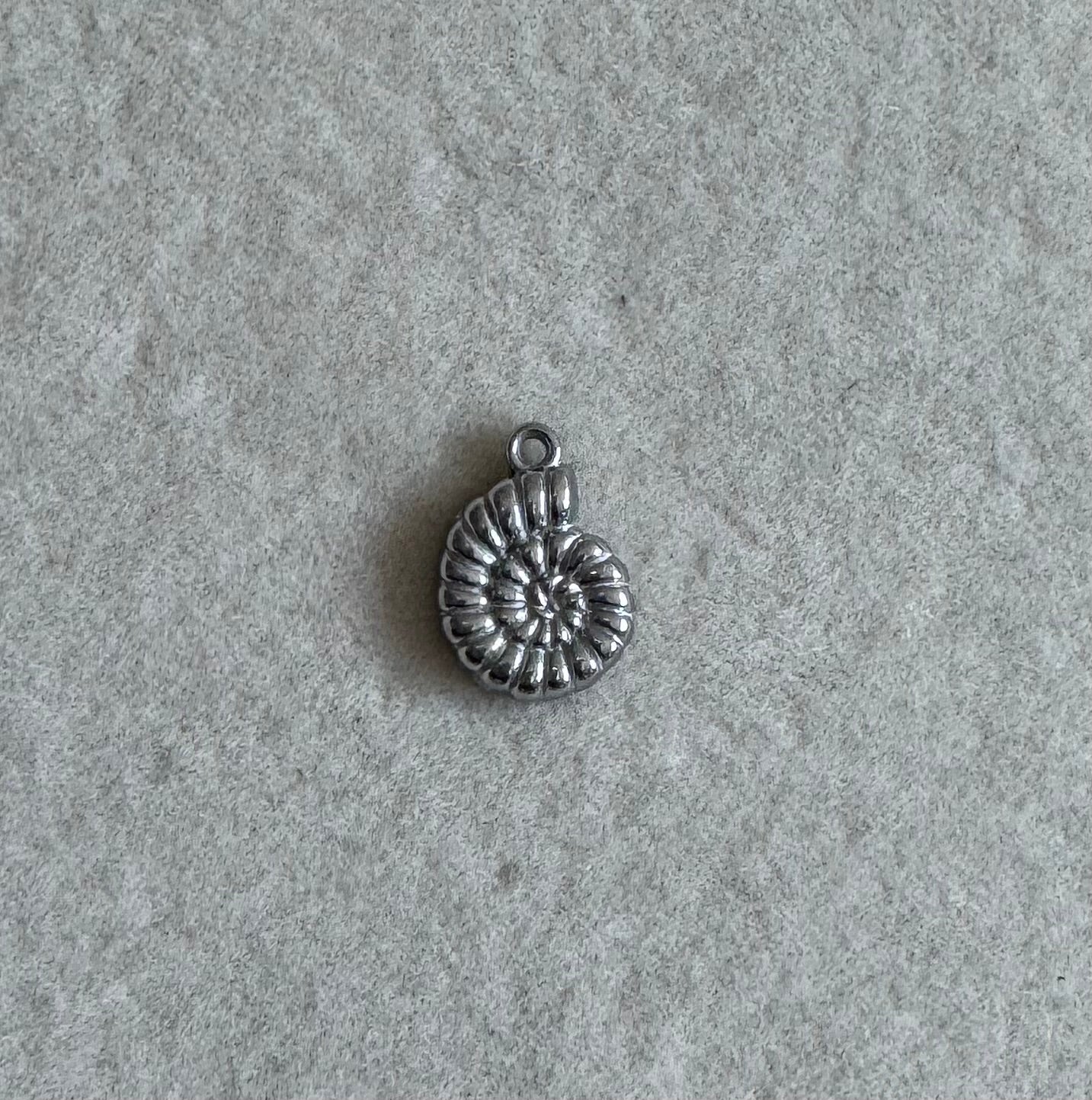 Small silver sea shell charm