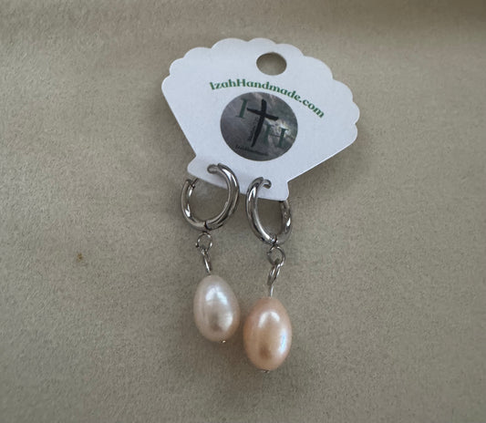 Silver pink pearl Huggies