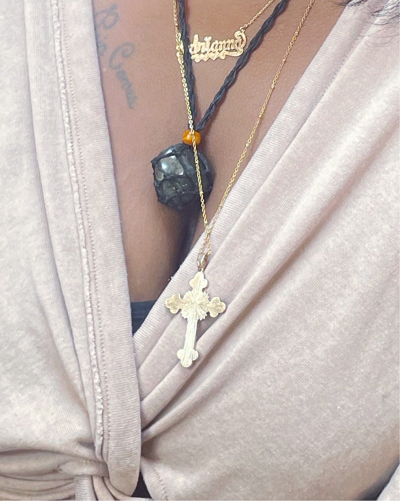Black Crystal Necklace Holder
